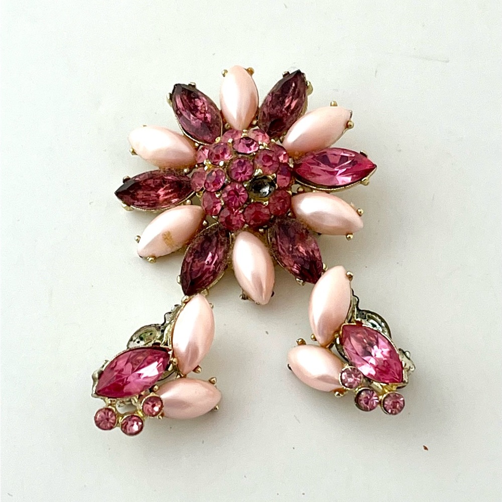 Pink Vintage Brooch and Matching Clip On Earrings